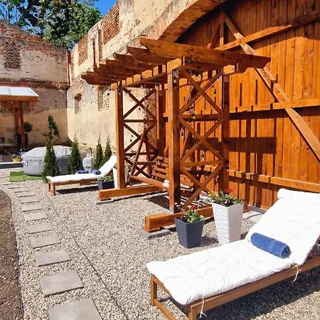 Glamping Tajemniczy Ogród Strzelin