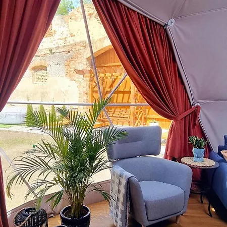 Lyxtält Glamping Tajemniczy Ogrod Wawrzyszow