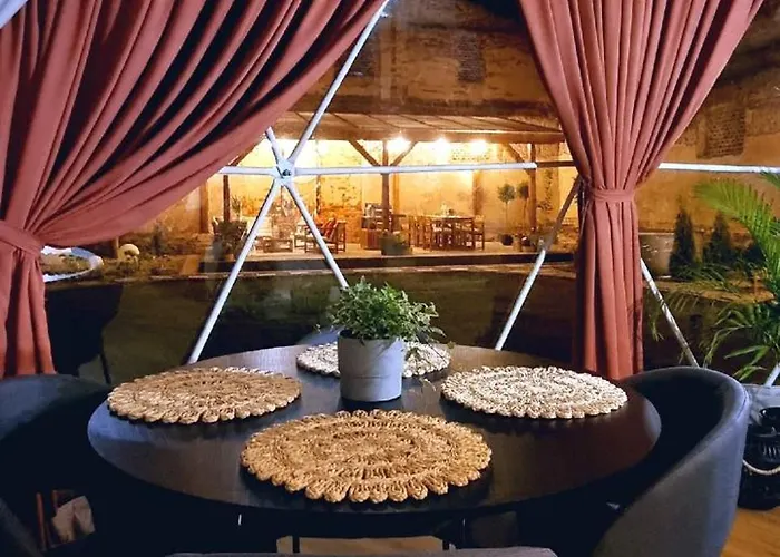 Glamping Tajemniczy Ogród Luksusowy namiot