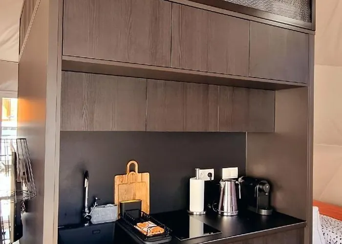 Luksusowy namiot Glamping Tajemniczy Ogród